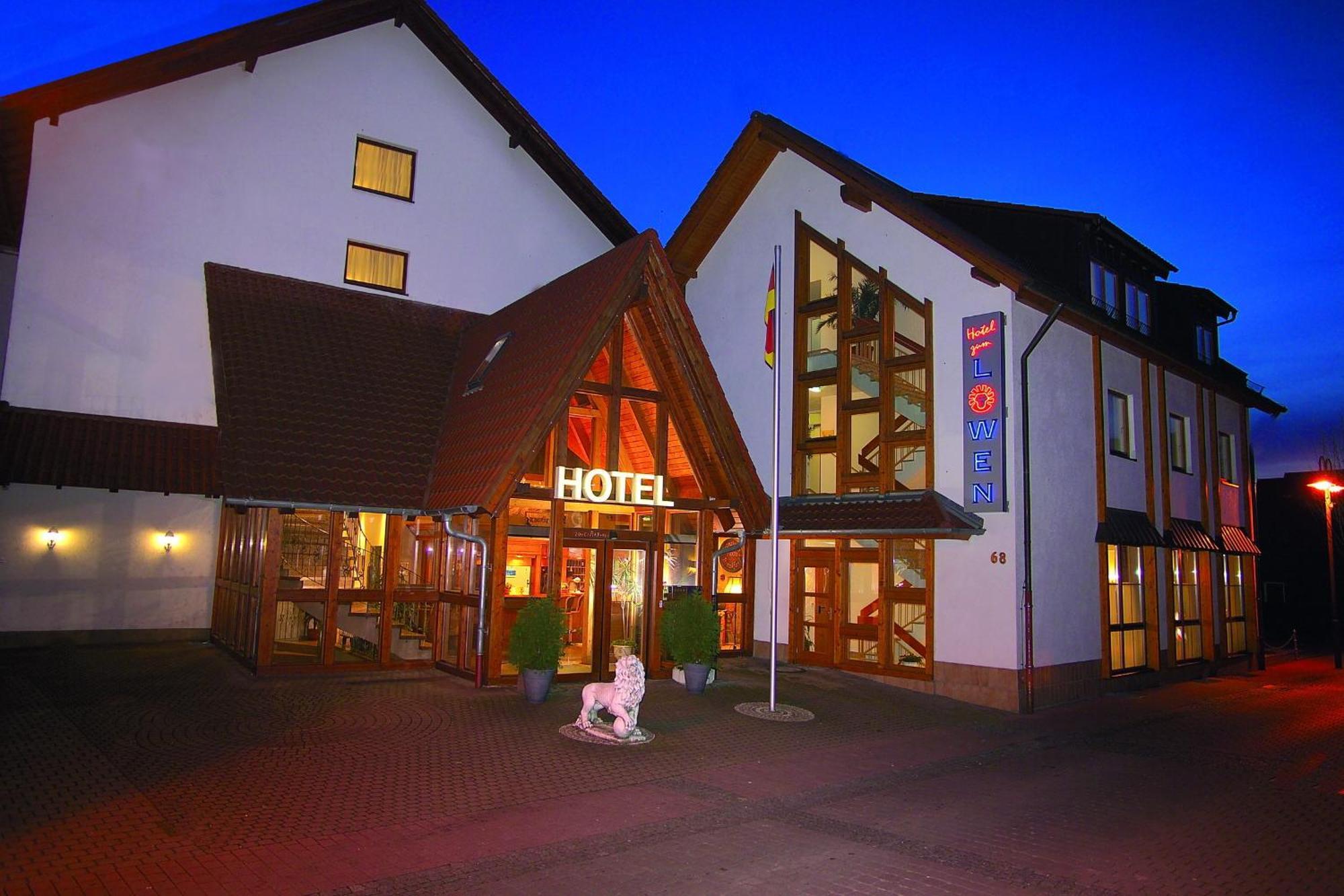 Hotel Zum Loewen Мёрфэльден-Вальдорф Экстерьер фото
