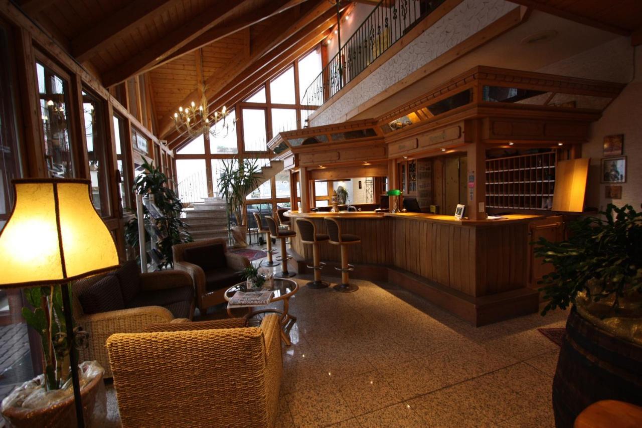 Hotel Zum Loewen Мёрфэльден-Вальдорф Экстерьер фото